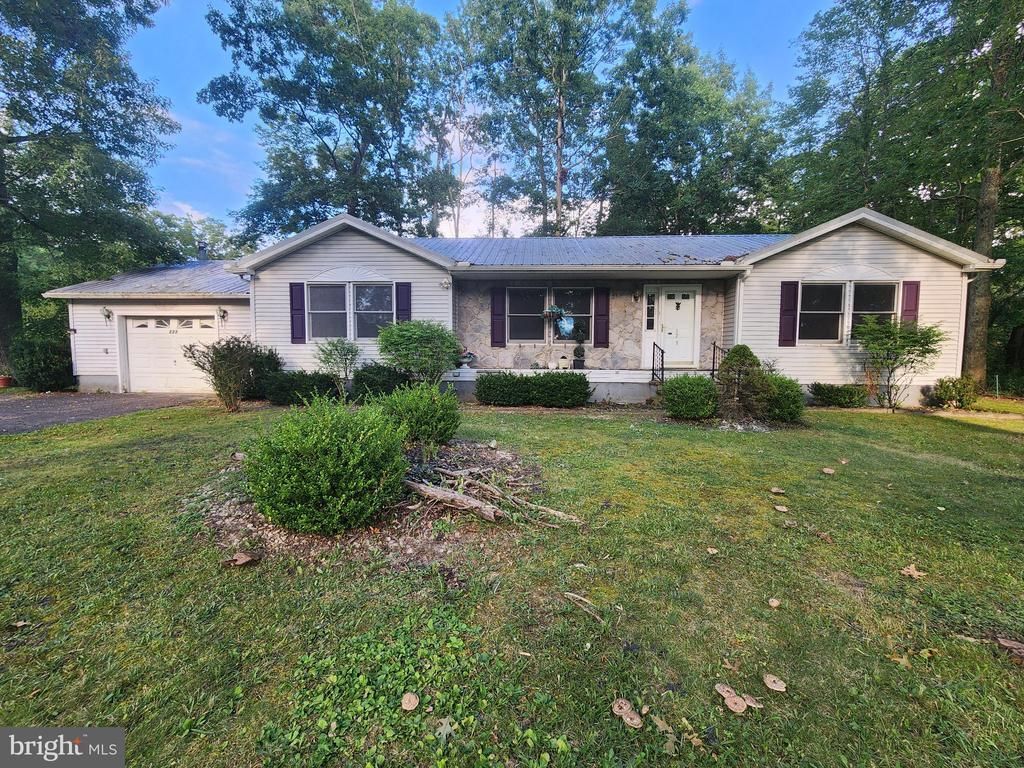123 B STREET, MOUNTAIN LAKE PARK, MD 21550