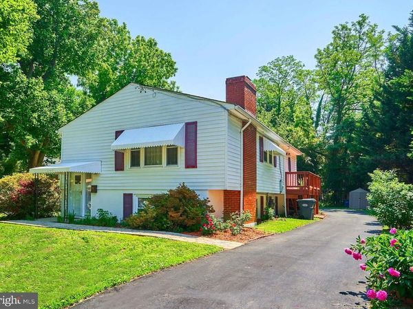 2843 ANNANDALE ROAD, FALLS CHURCH, VA 22042