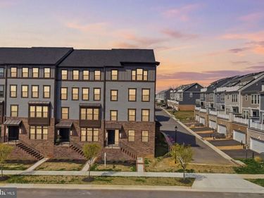 1612 KIRKMAN STREET , DUMFRIES, VA 22026