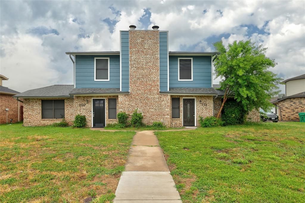 707 & 711 Wolftrap Drive, Denton, TX 76209 Main Photo