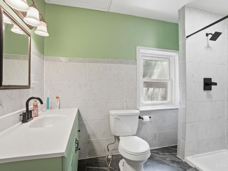 2238 Flora Street, Cincinnati, OH 45219 Photo 12