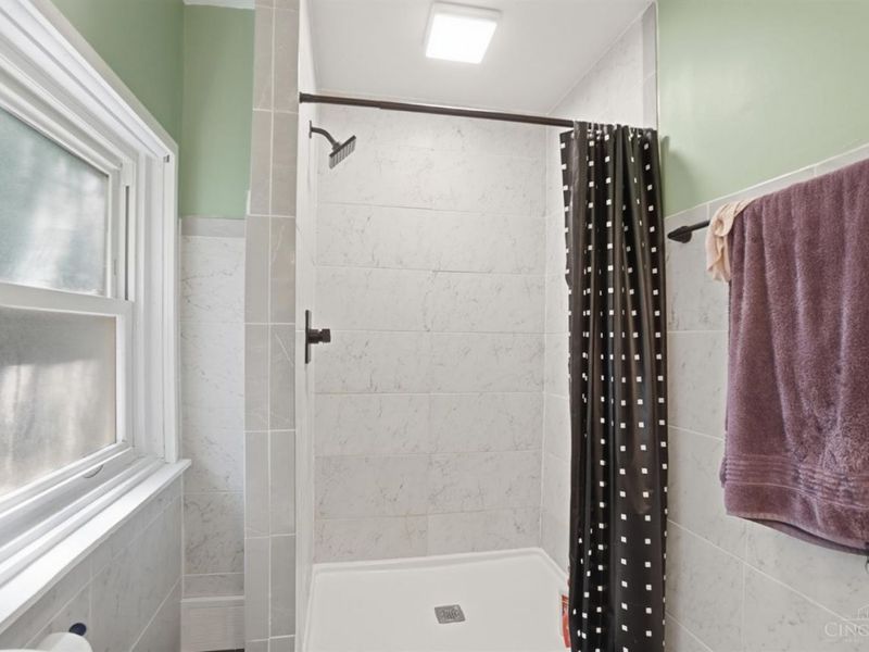 2238 Flora Street, Cincinnati, OH 45219 Photo 14