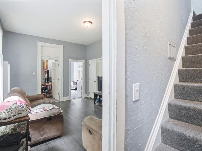 2238 Flora Street, Cincinnati, OH 45219 Photo 18