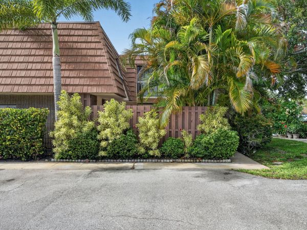 825 Center Street, Unit 32b, Jupiter, FL 33458