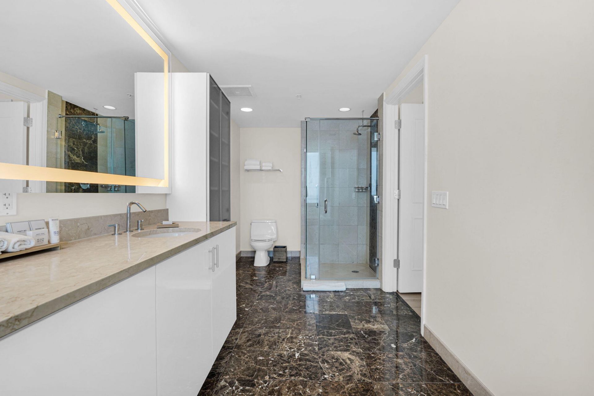 505 N Fort Lauderdale Beach Boulevard, Unit 2018, Fort Lauderdale, FL 33304 Photo