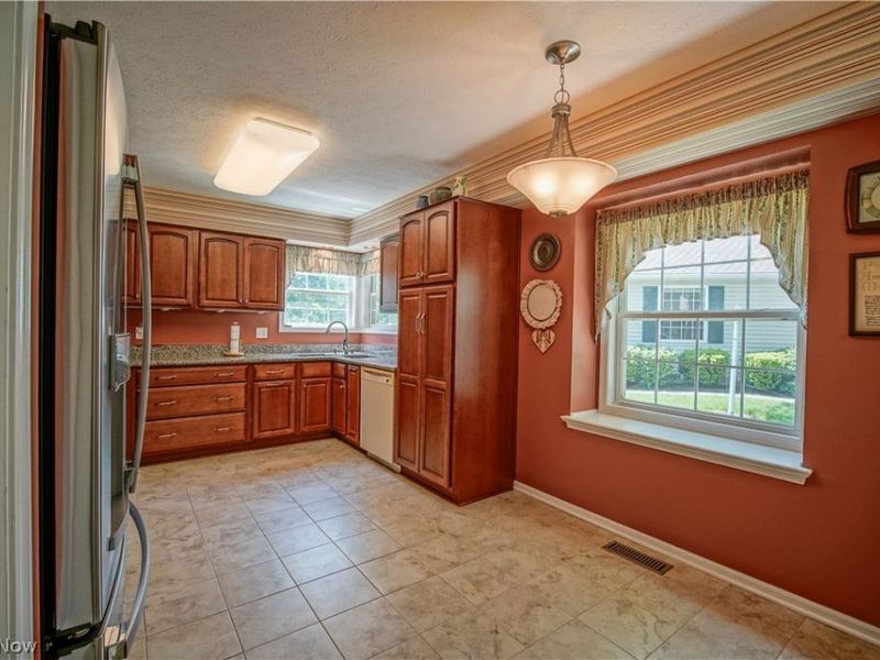 2917 Windsor Court, Unit 106, Stow, OH 44224 Photo 5