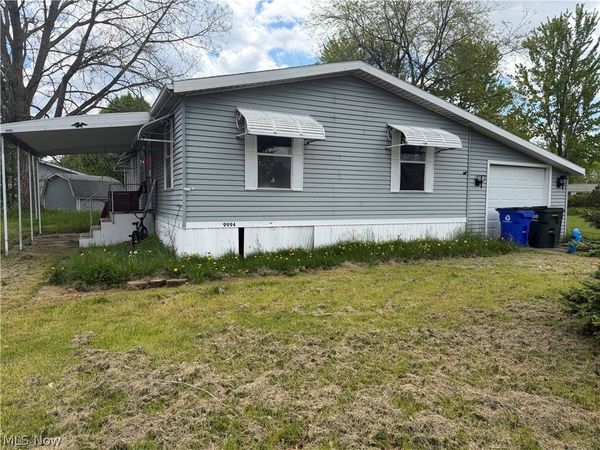 9994 William Henry Drive , Streetsboro, OH 44241