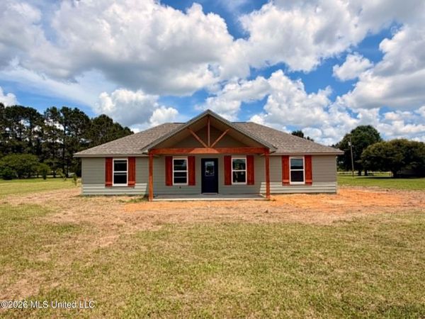 1113 Holland Road, Lucedale, MS 39452