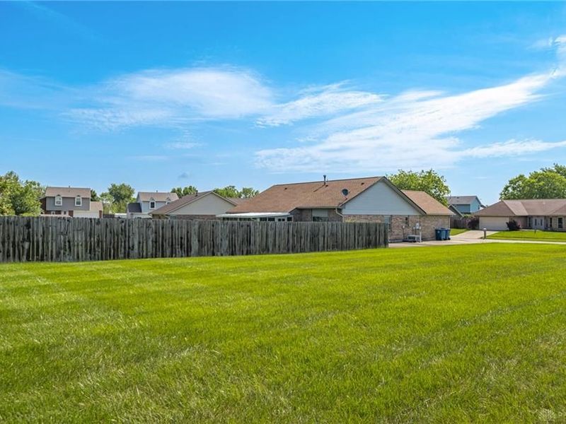 6587 Charlesgate Road, Huber Heights, OH 45424 Photo 22