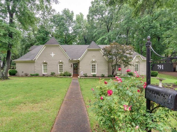 791 N TREE DR, Collierville, TN 38017