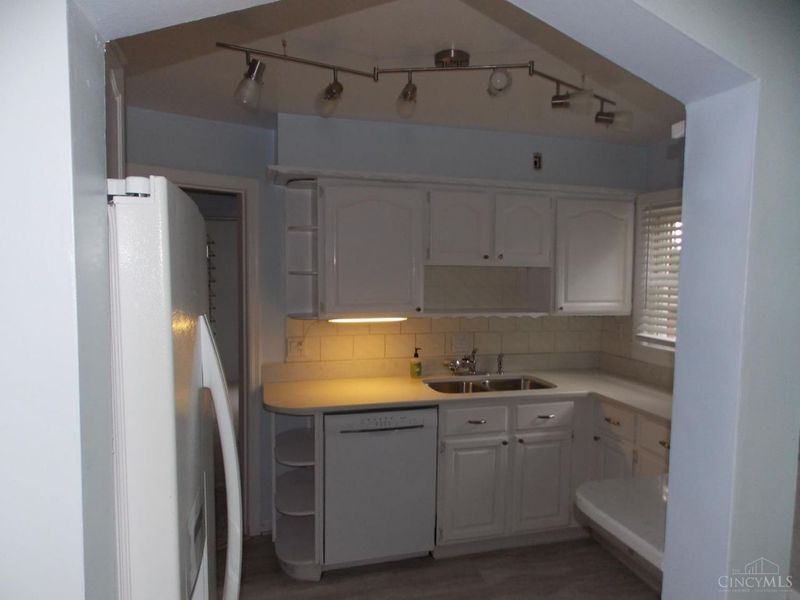 2863 Allview Circle, Cincinnati, OH 45238 Photo 9