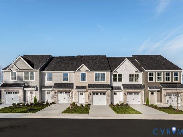 10648 Pink Lilly Lane, Chester, VA 23831