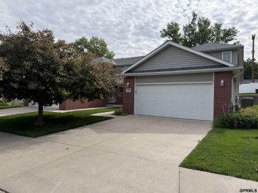308 S 77th Court , Lincoln, NE 68510
