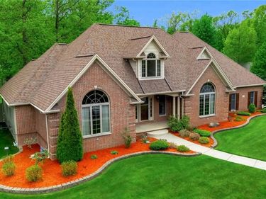 1230 Bowen Drive W, North Tonawanda, NY 14120