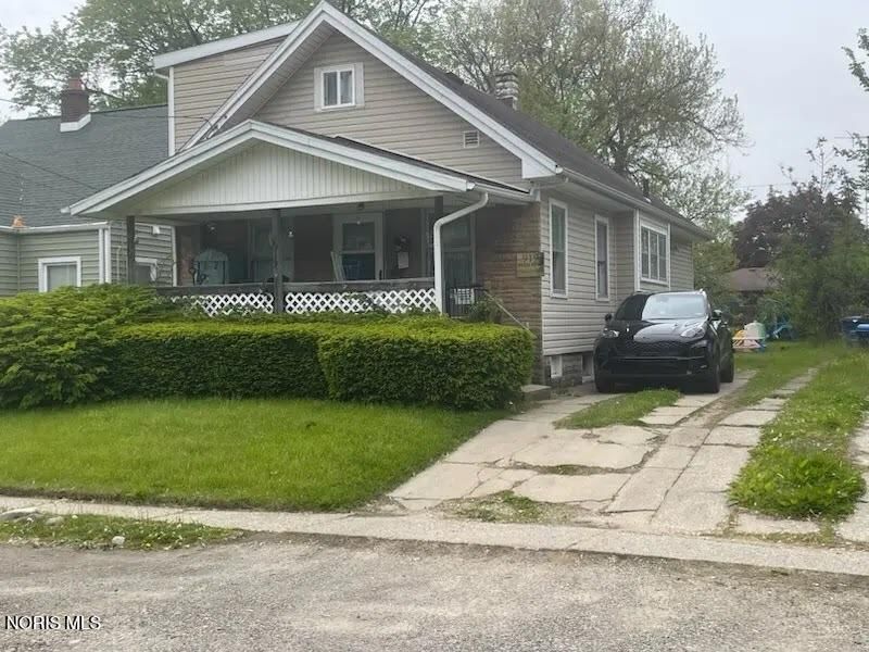 919 Broer Avenue , Toledo, OH 43607 Main Photo