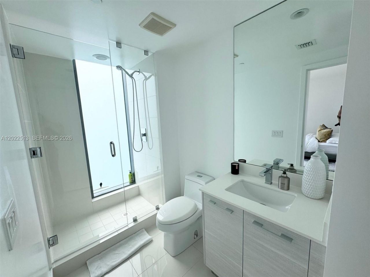 650 NE 32nd St , Unit 1901, Miami, FL 33137 Photo