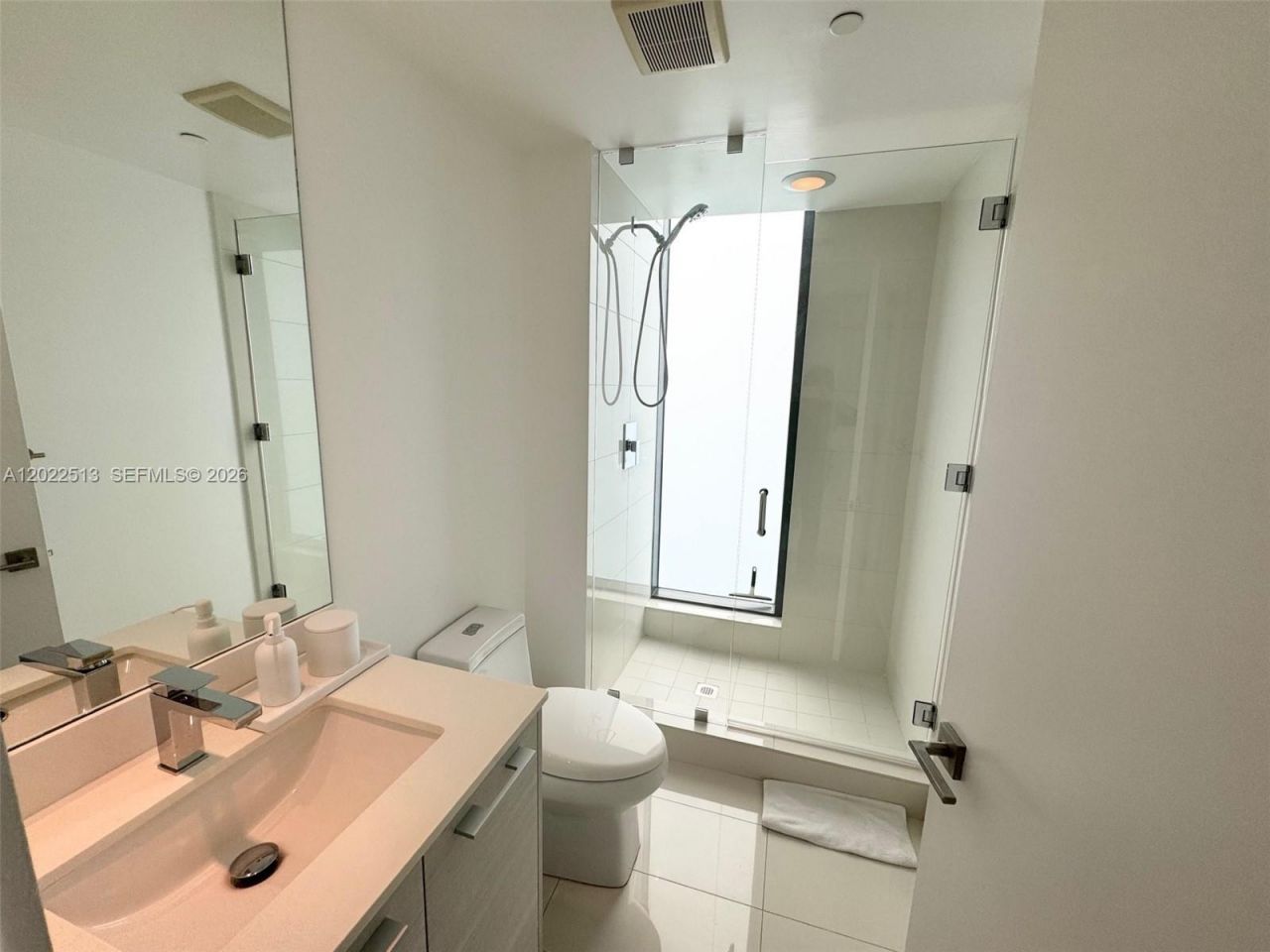 650 NE 32nd St , Unit 1901, Miami, FL 33137 Photo