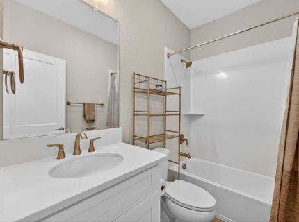 408 Camas Ct, Roseville, CA 95747 Photo