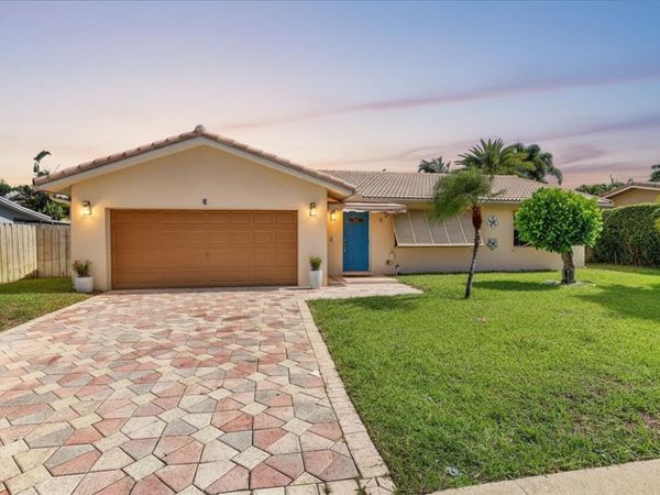 7 Tam O Shanter Lane, Boca Raton, FL 33431