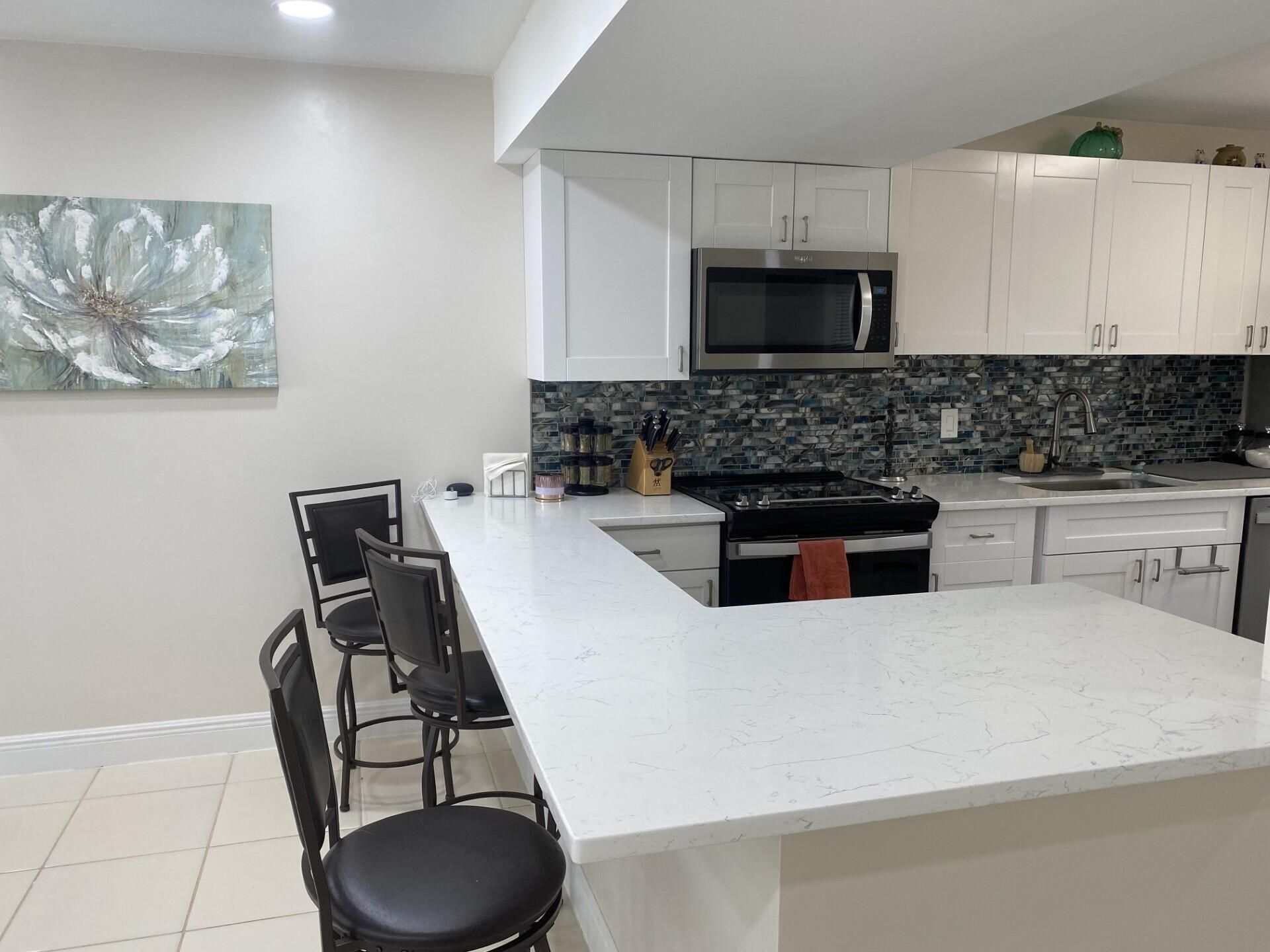 4501 Fountains Drive S, Unit 106, Lake Worth, FL 33467 Photo