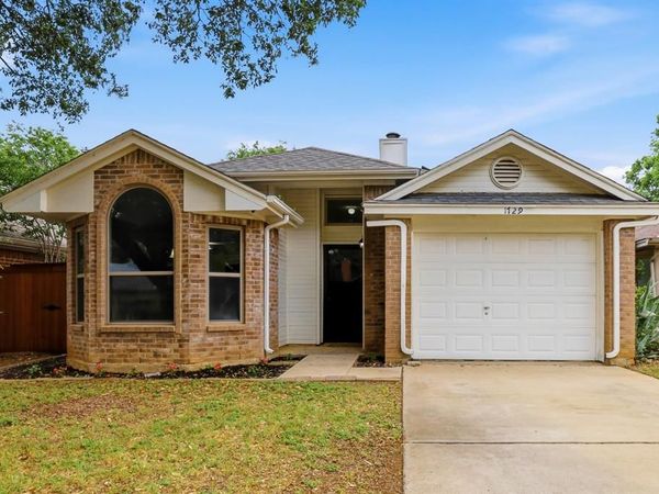 1729 Woodhall Way, Fort Worth, TX 76134