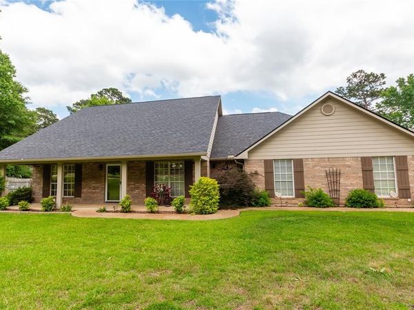 10775 County Road 214 , Tyler, TX 75707