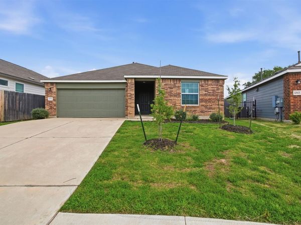 10537 Steinbeck DR , Austin, TX 78747