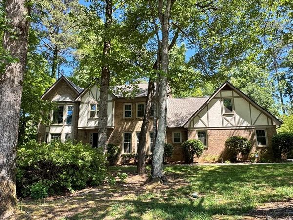 3807 Avera Lane, Peachtree Corners, GA 30092