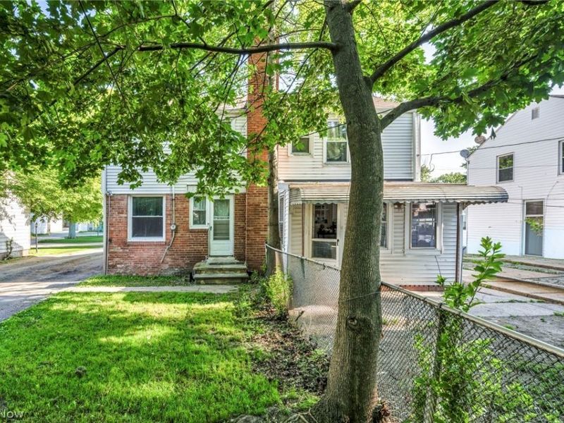 14227 Rainbow Avenue, Cleveland, OH 44111 Photo 4