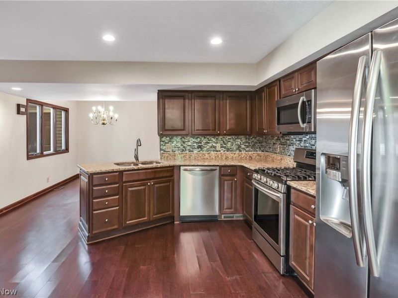 16831 Orchard Grove Drive, Unit 12B, Middleburg Heights, OH 44130 Photo 13