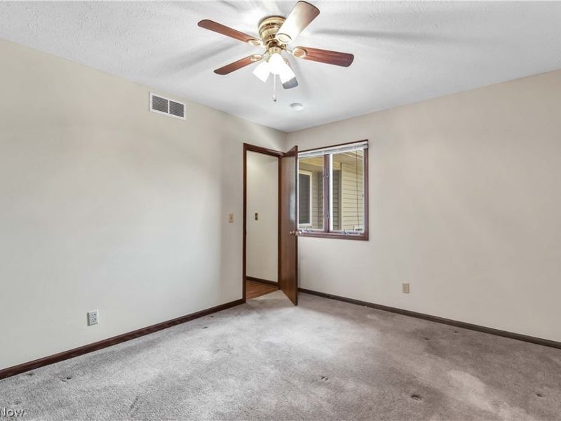 16831 Orchard Grove Drive, Unit 12B, Middleburg Heights, OH 44130 Photo 23