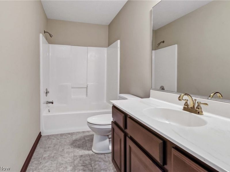 16831 Orchard Grove Drive, Unit 12B, Middleburg Heights, OH 44130 Photo 24