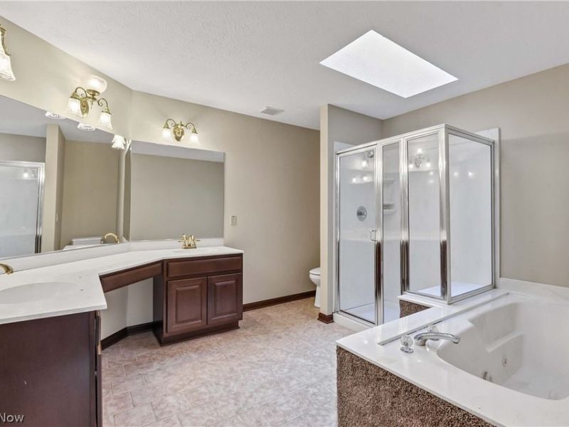 16831 Orchard Grove Drive, Unit 12B, Middleburg Heights, OH 44130 Photo 30