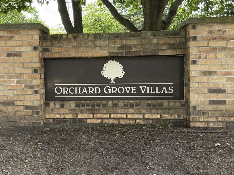 16831 Orchard Grove Drive, Unit 12B, Middleburg Heights, OH 44130 Photo 31