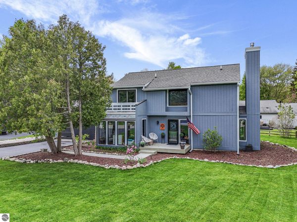 511 Birchwood Drive, Traverse City, MI 49684