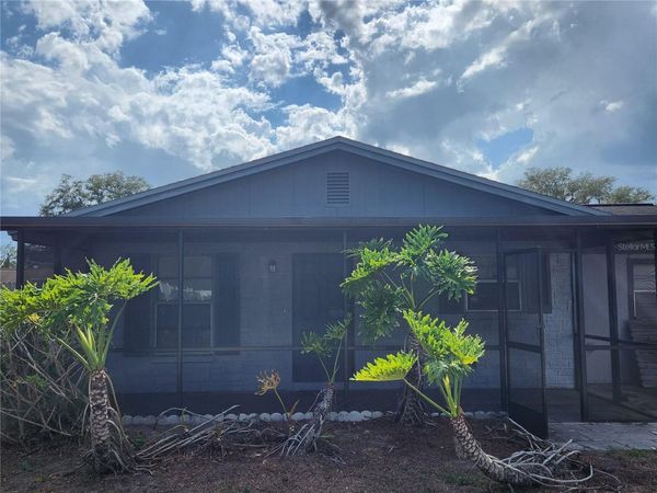 806 WALNUT DRIVE , SEFFNER, FL 33584