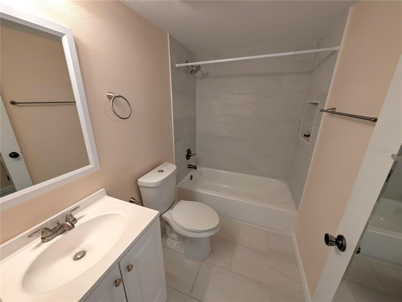 18304 Gulf Boulevard, Unit 406, Redington Shores, FL 33708 Photo