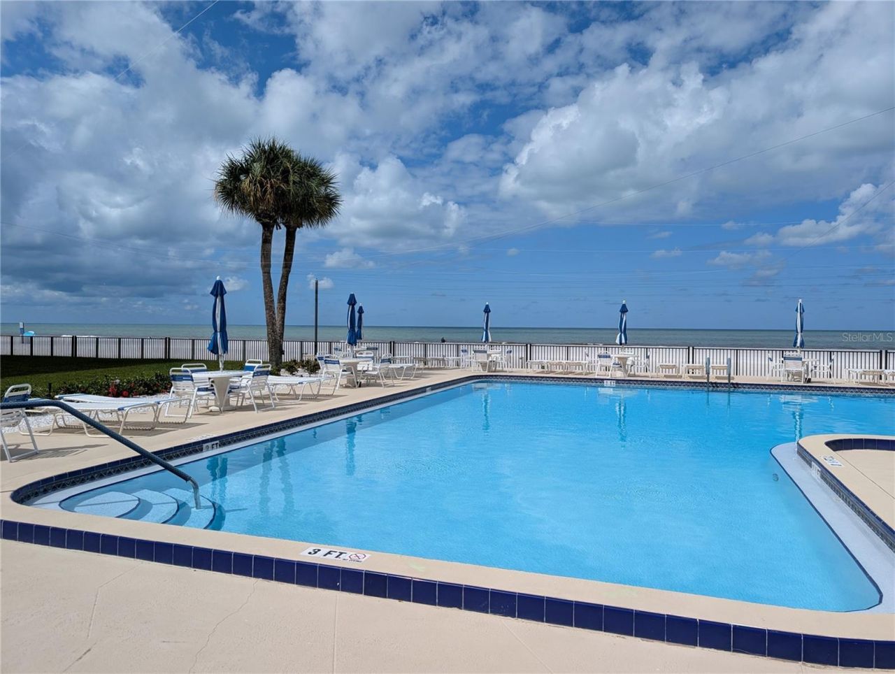 18304 Gulf Boulevard, Unit 406, Redington Shores, FL 33708 Photo