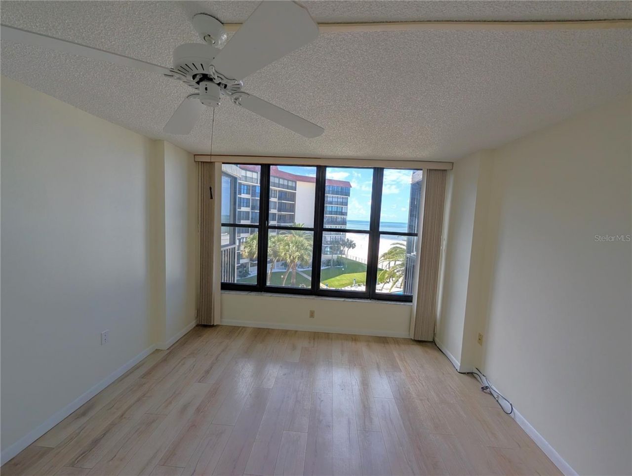 18304 Gulf Boulevard, Unit 406, Redington Shores, FL 33708 Photo
