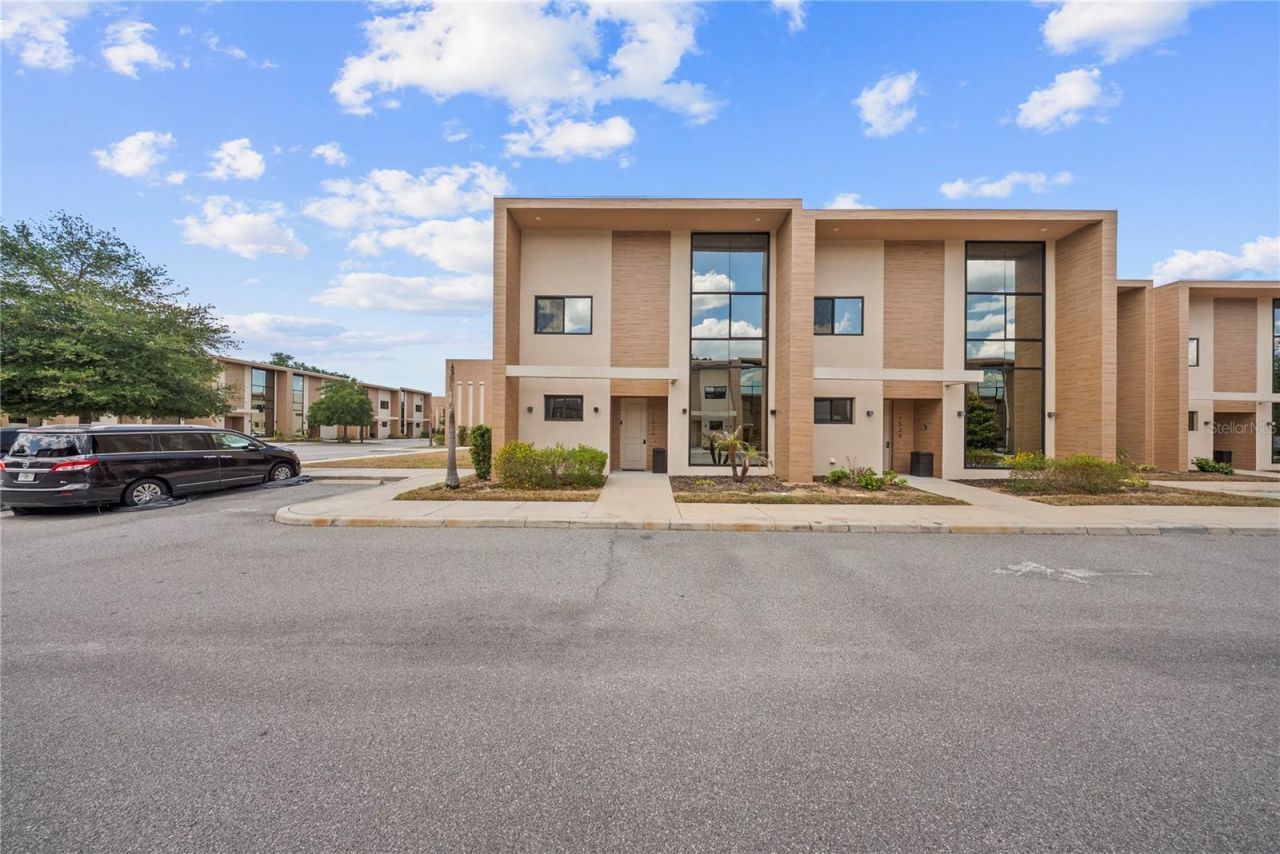 7526 Brooklyn Drive , Kissimmee, FL 34747 Photo
