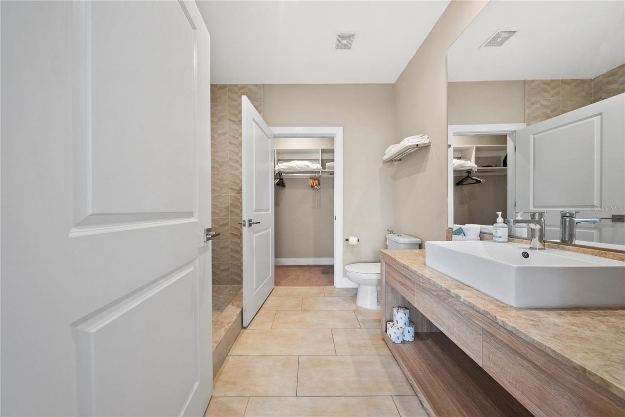 7526 Brooklyn Drive , Kissimmee, FL 34747 Photo