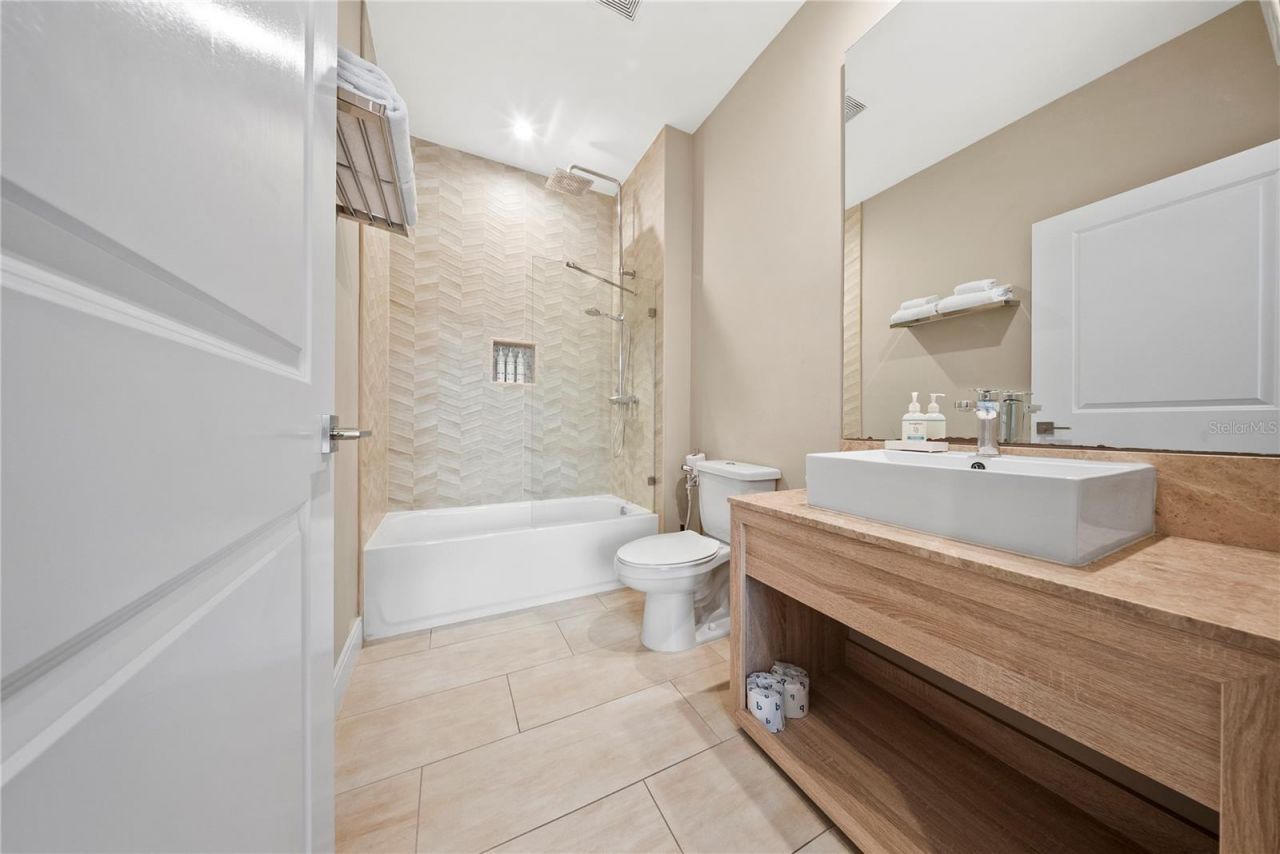 7526 Brooklyn Drive , Kissimmee, FL 34747 Photo
