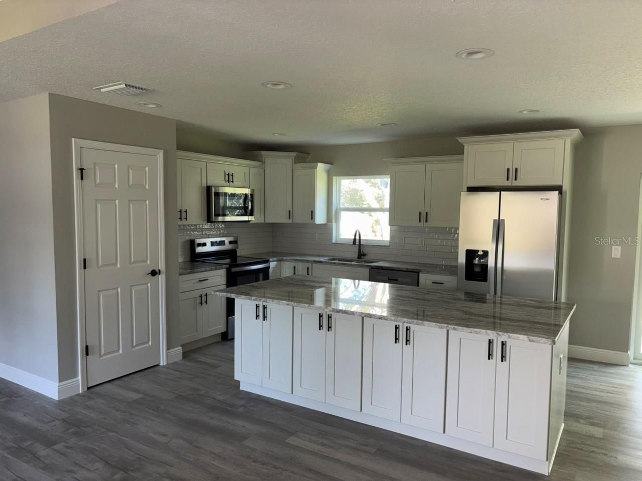 8402 N Bolder Drive , Dunnellon, FL 34434 Photo