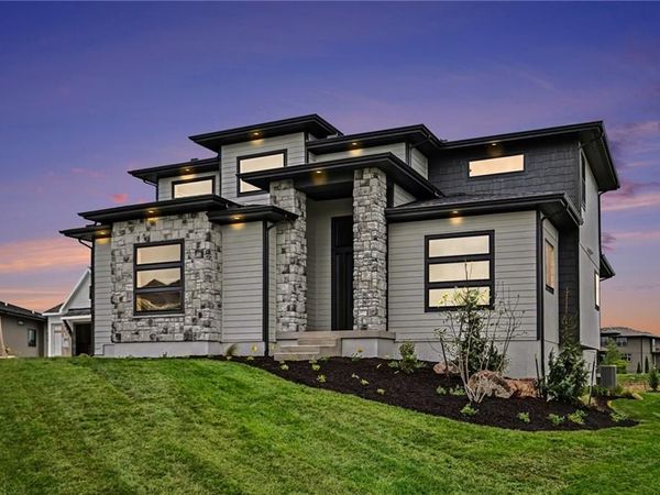 12502 W 183rd Terrace, Overland Park, KS 66013