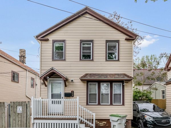 229 W Orchard St, Milwaukee, WI 53204