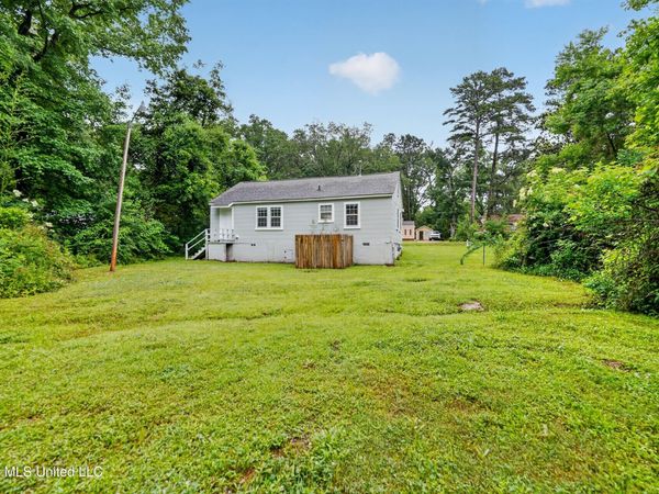 461 Hanging Moss Circle, Jackson, MS 39206