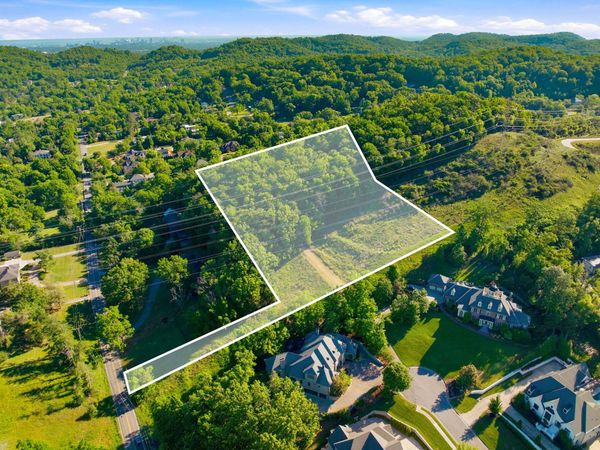 5550 Granny White Pike , Brentwood, TN 37027