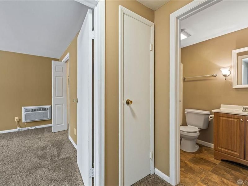 5375 Dunmore Drive, West Carrollton, OH 45449 Photo 13