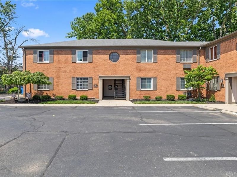 5375 Dunmore Drive, West Carrollton, OH 45449 Photo 4