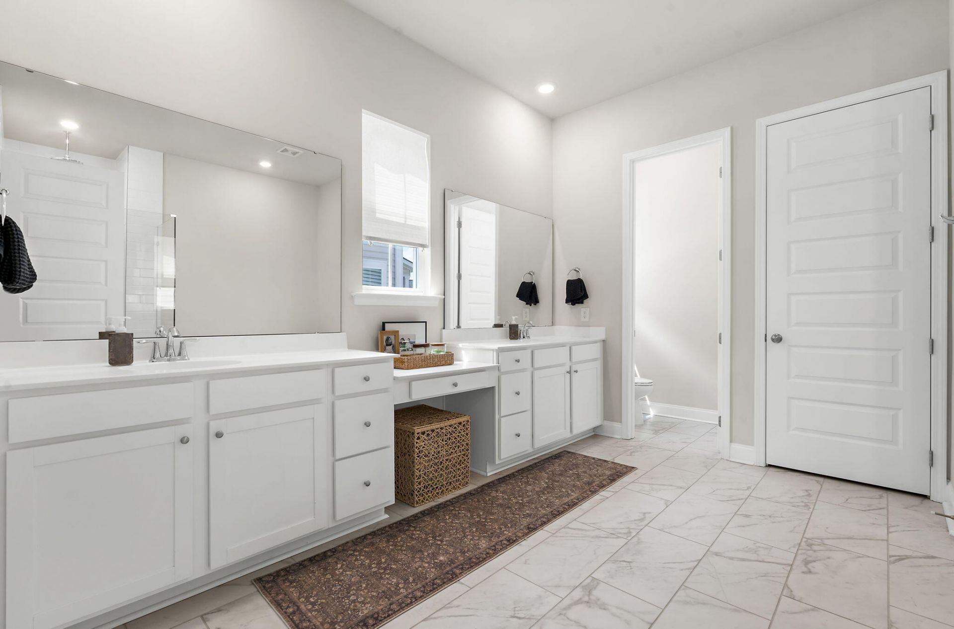 1020 Arrowwood Way Photo 18